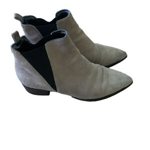 MARC FISHER IGNITE WOMEN'S SUEDE TAUPE ANKLE BOOTS SIZE 8.5 -NICE!
